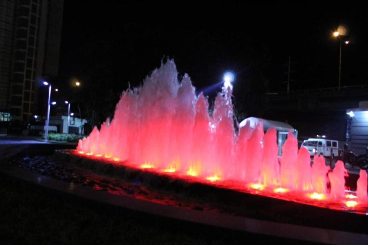 Azure Urban Resort A3 Near Airport Mall With Balcony Wavepool Manila Exteriér fotografie