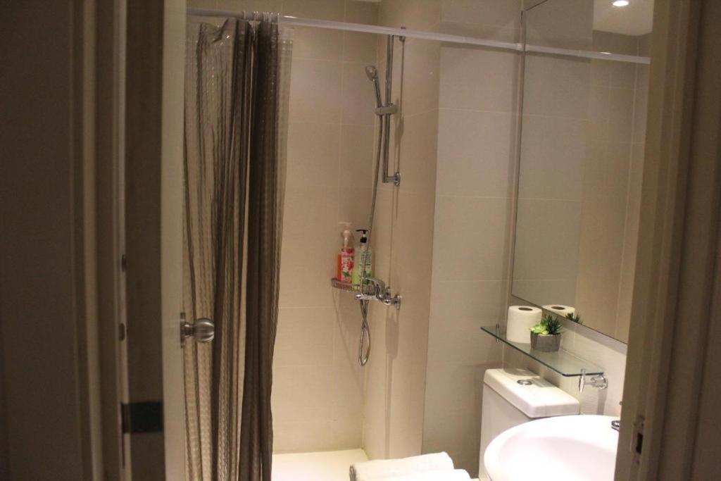Azure Urban Resort A3 Near Airport Mall With Balcony Wavepool Manila Exteriér fotografie